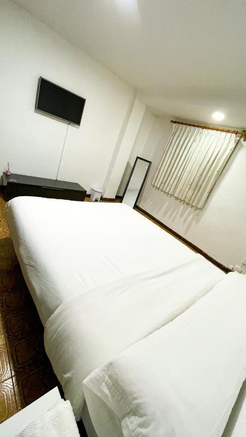 Alojamiento Valencia Apartment Ngoại thất bức ảnh