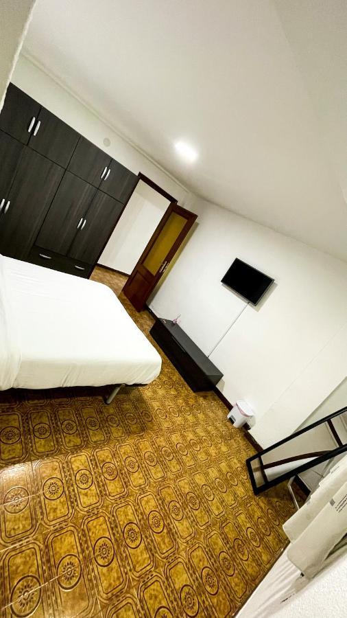 Alojamiento Valencia Apartment Ngoại thất bức ảnh